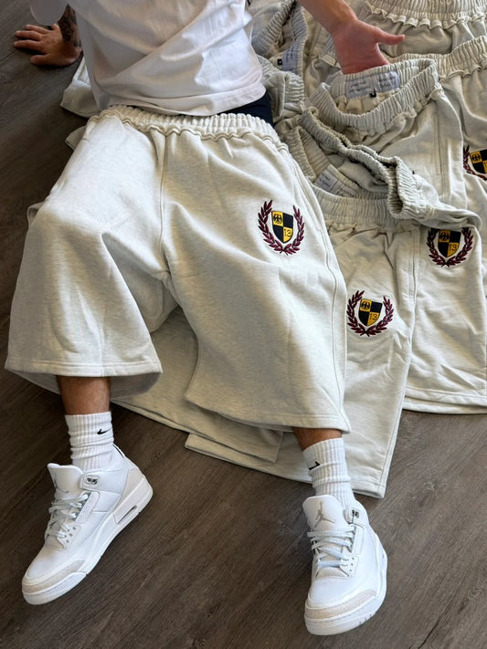 VARSITY 3/4 SHORTS